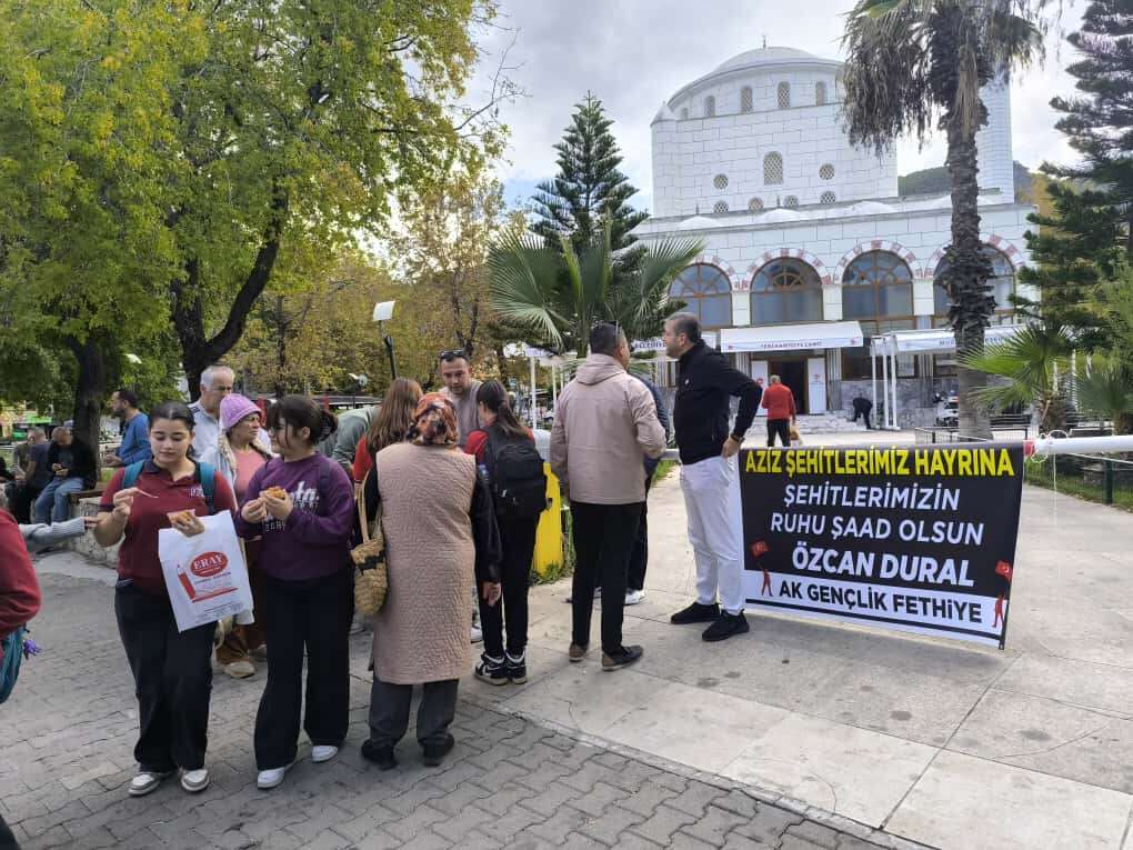 Muğla Yozgatlılar Derneği ve Fethiye AK Gençlik’ten Şehitler İçin Lokma Hayrı 2